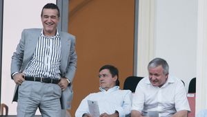 Becali: "Am emoții înainte de meciul cu Vaslui, dacă batem scăpăm de ei!"