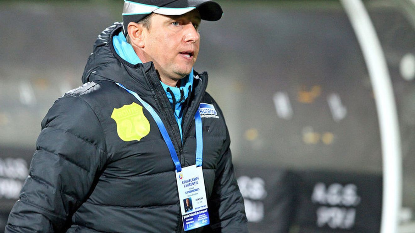 Reghecampf, nemulțumit după 2-0 la Chiajna: "Sincer, nu mi-a plăcut. Nu sunt de acord cu relaxarea". Motivul de bucurie al antrenorului Stelei și jucătorul pe care nu se va putea baza etapa viitoare