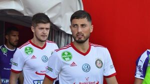 FC U Craiova, rateuri pe bandă! Dorit de Adi Mutu în Oltenia, Gicu Grozav ar putea fi deturnat. Ce salariu îi propun maghiarii
