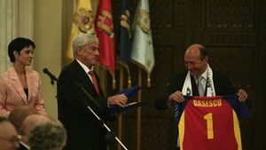 S-a "zguduit" Palatul!