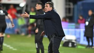 Fotbalistul care l-a atacat pe Gică Hagi, după ce a fost dat afară, a semnat cu alt club din Superliga!