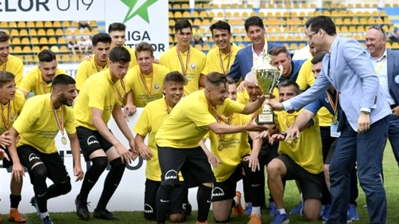 Viitorul a zdrobit-o pe Dinamo, e noua campioană de la Under 19 și Hagi își va măsura forțele cu marile echipe ale Europei în Youth League. Noua senzație a 