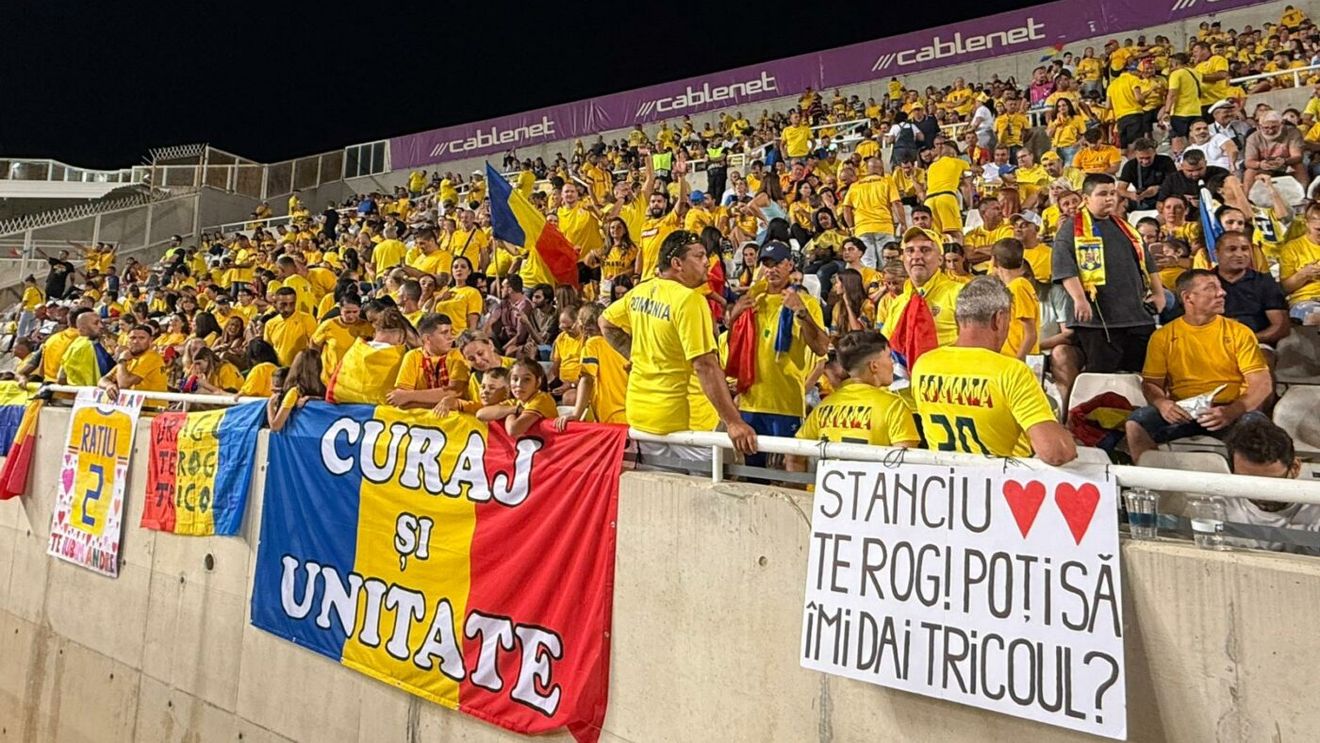 „Rușine să vă fie!”. Ce s-a auzit dintr-o jumătate de peluză la Nicosia: fanii naționalei au cerut demisia lui Mircea Lucescu și i-au criticat aspru pe jucători