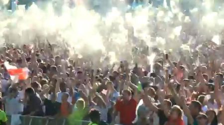 VIDEO & FOTO | "Aerul e 50% bere!". Golul lui Trippier a declanșat o adevărată nebunie în Londra și un val de alcool