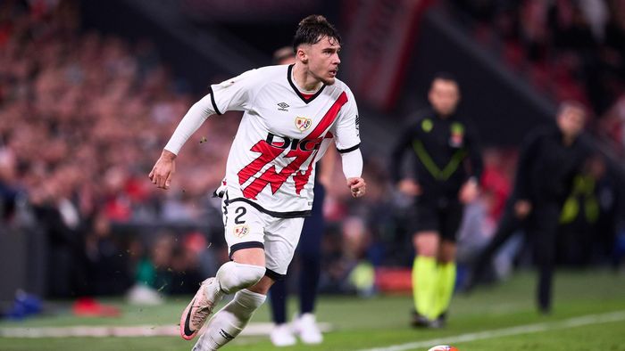 „Barcelona a rezolvat primul transfer: Andrei Rațiu, pentru 15.000.000 de euro”. Anunțul presei catalane