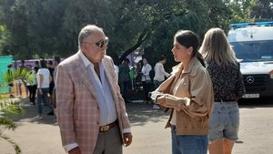 Sorana Cîrstea, dată pe spate de condițiile create de „socrul" Ion Țiriac: „Locul meu preferat!" Sportiva a revenit în țară după turneul de la Dubai | FOTO