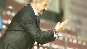 Popa: "Arbitrii pot câștiga mai mult decât un antrenor"