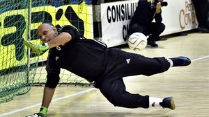 Florin Prunea, scandal monstru cu o handbalistă de care îi plăcea. Mihaela l-a distrus: „Nesimțitule, nu ți-e rușine?!”