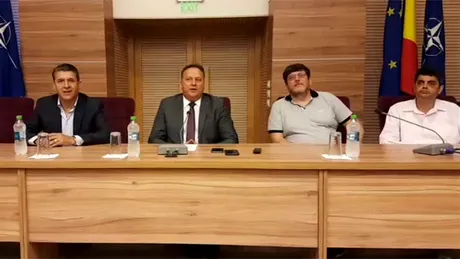 VIDEO | Dunărea Călărași și-a prezentat oficial noul președinte și noul antrenor.** Șefii clubului au avut de răspuns la întrebări adresate de președintele Consiliului Județean