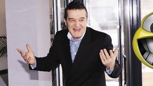 Becali:**"Mai bine că a câștigat Dinamo"