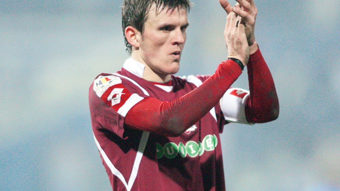 Contre dure Lazăr - Șumudică! Mijlocașul, schimbat după 15 minute în meciul cu Ajax