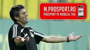 Caro:** "Miercuri voi fi la antrenament! Jucătorii își cunosc antrenorul și șeful! Știu mai bine pe cine să creadă"