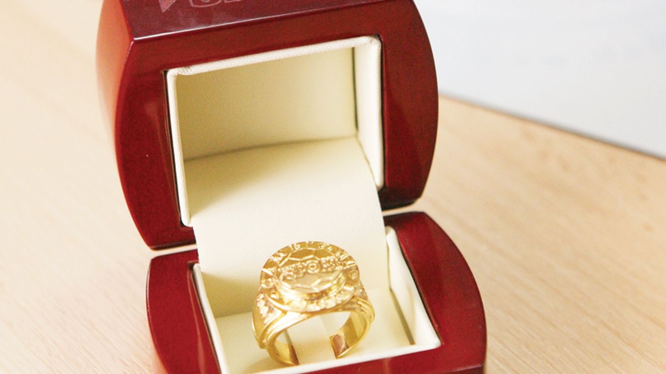 „Stăpânii inelelor"