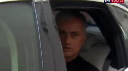 Prima reacție a lui Jose Mourinho. VIDEO | Mai „clasic Mourinho” de atât nu se poate: mesajul transmis când toate camerele erau pe el