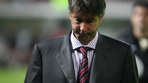 Mai semnează Bergodi?