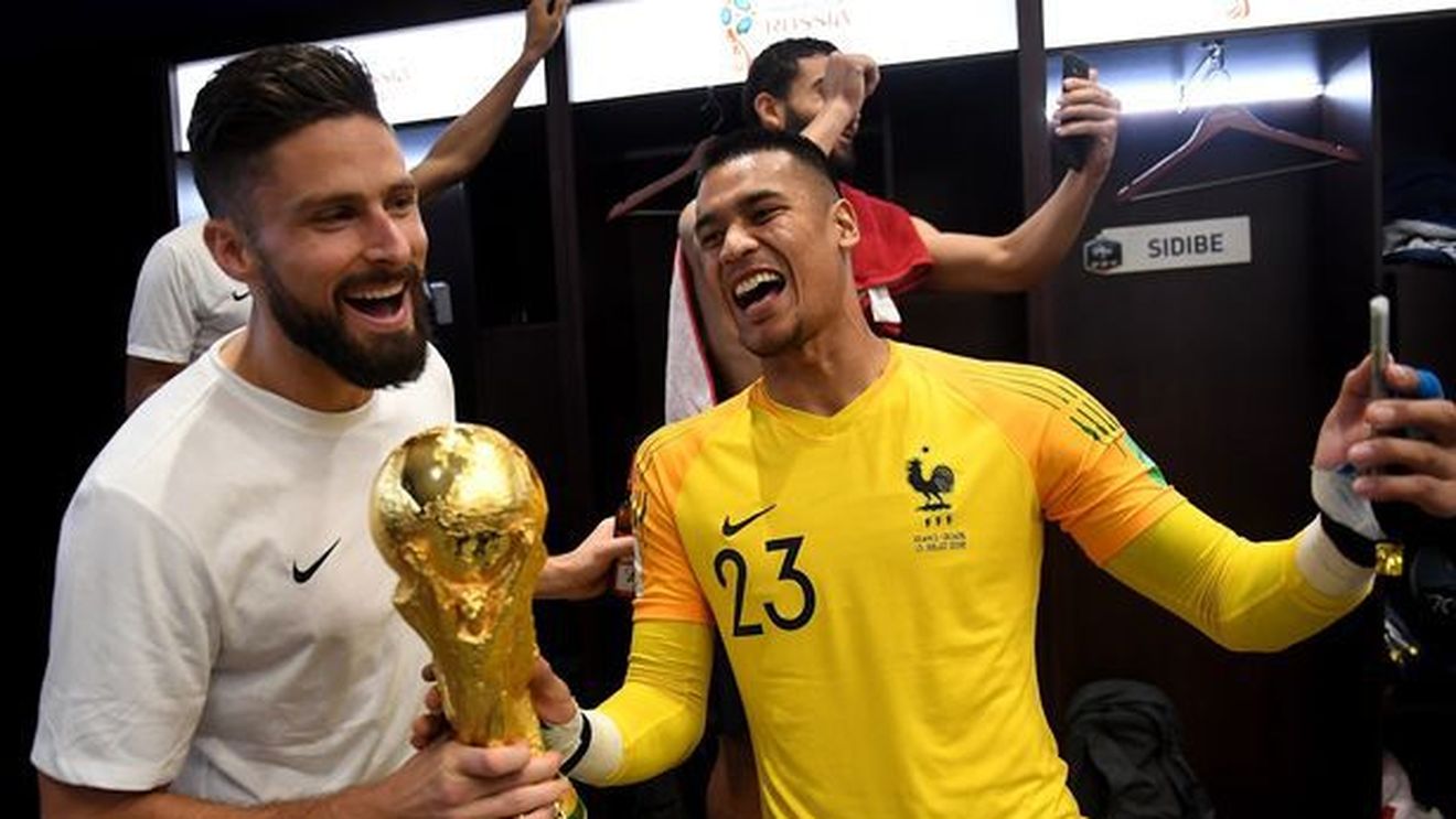 VIDEO FAZA ZILEI | Saltul lui Areola înainte de meciul cu Olanda nu a trecut neobservat pe rețelele de socializare