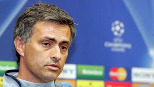 Mourinho: "Manchester este marea favorită!"