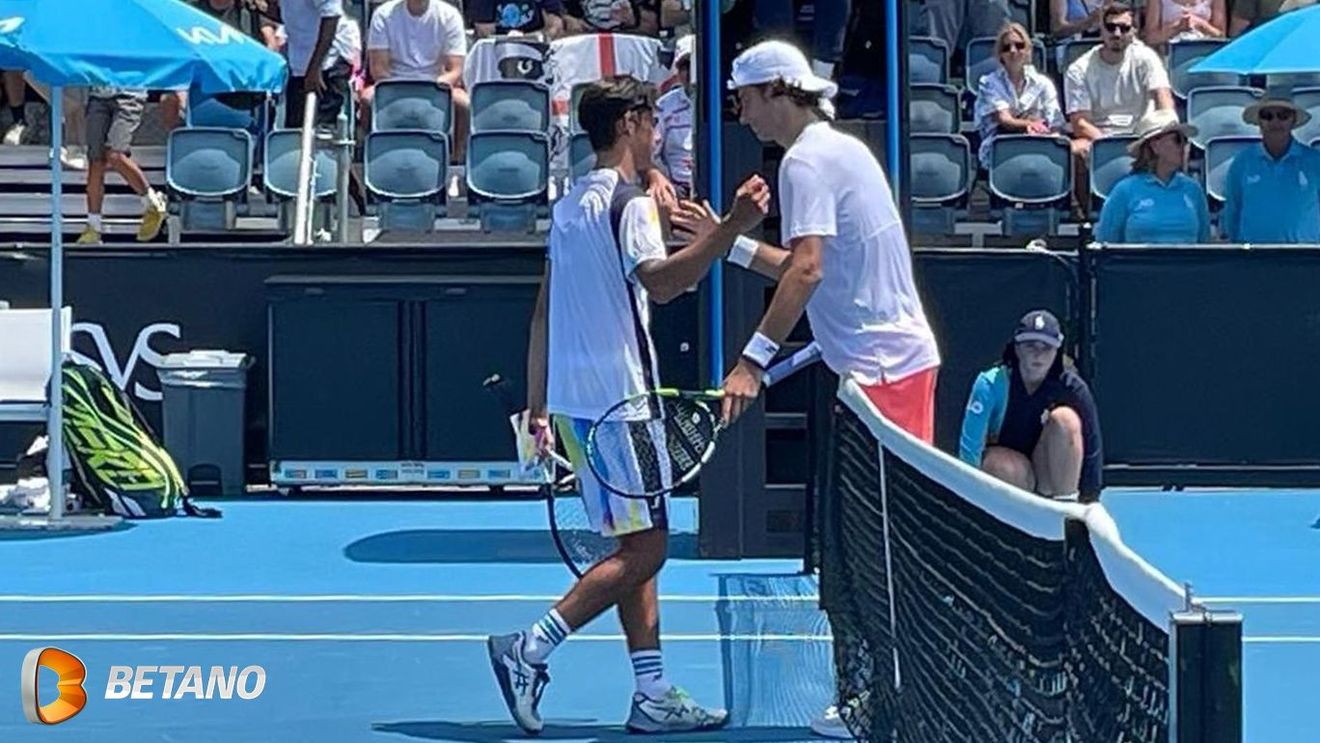 Corespondență Australian Open 2023 | Alex Coman este singurul român care a câștigat un meci la Australian Open! Ce cotă are „Djokovic din Bănie” să obțină trofeul la juniori | FOTO EXCLUSIV