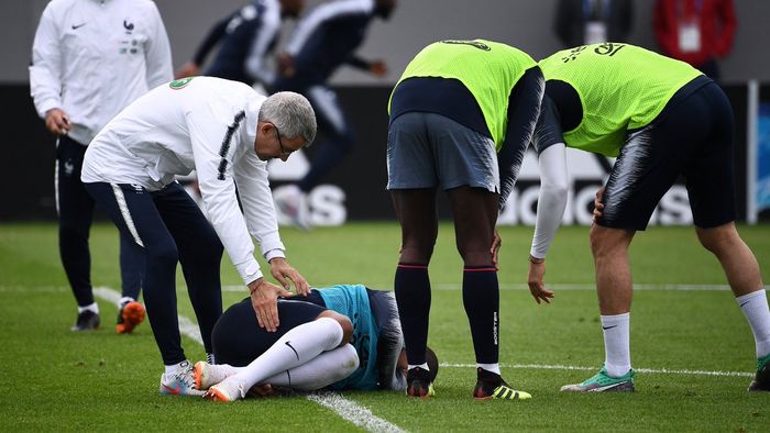 Mbappe s-a accidentat la antrenamentul Franței, iar "Cocoșii" au tras o sperietură zdravănă. Ce s-a întâmplat