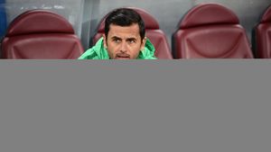 Dică a stabilit deja programul FCSB-ului din vară și anunță că Becali va "sparge banca" pentru transferuri: "Nu s-a stabilit un buget, este FĂ‚RĂ‚ LIMITĂ‚. Sunt discuții cu..."