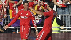 Barcelona a TURBAT după victoria Realului!** "Ca de obicei: Cristiano, Casillas și ARBITRUL!" Momentele incriminate