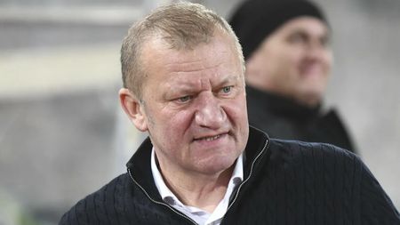 Dorinel Munteanu nu e impresionat de faptul că Ianis Zicu a demisionat: "Asta e viața antrenorului"