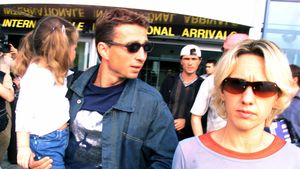 Cum a ajuns președinte în Liga 1 bărbatul care i-a distrus mariajul lui Dan Petrescu și care o aștepta pe soția acestuia „ca un cățeluș, cu 100 de trandafiri”