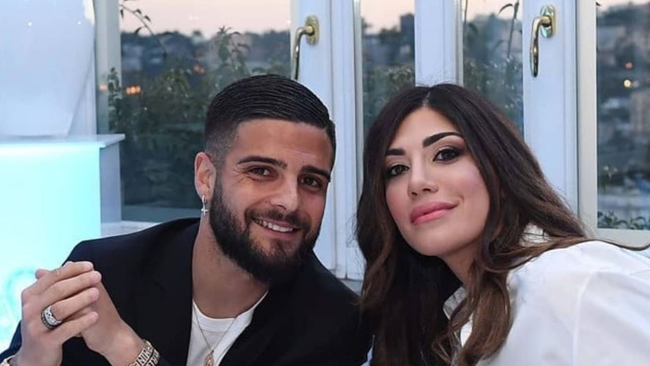 Surpriză uriașă și zi de neuitat pentru căpitanul lui Napoli! Superba soție i-a făcut cadou un bolid de 200.000 de euro. Cum a fost surprins starul din Serie A