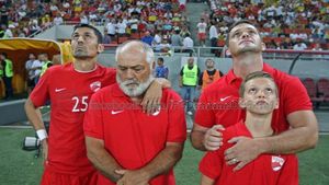 Nepotul lui Cătălin Hîldan le dă speranțe fanilor lui Dinamo! Cum a reușit să „spargă gheața” pentru „câini” | FOTO