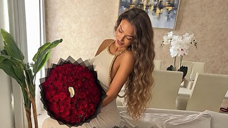 1.100 de trandafiri pentru fosta iubită a lui Adrian Cristea! Bianca Drăgușanu a surprins pe toată lumea cu reacția ei