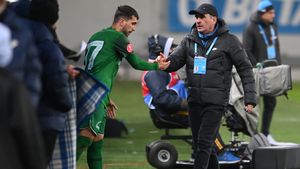 Meme Stoica, șocat după Universitatea Craiova - Farul 1-2. „E o surpriză mai mare decât Botoșani - CFR! E de domeniul fantasticului, nu știu cum face Hagi!”