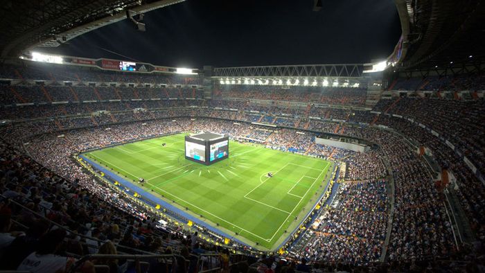 Înțelegere de 350 de milioane de lire între Real Madrid și șeicul care deține City