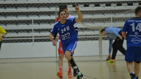 Reacții după Potaissa - Minaur: "Sunt bucuros că jucătorii nu s-au omorât între ei". Eklemovic și Stegavik au anunțat că pleacă din România. Arbitrii, acuzați că au stricat meciul. Trebuia oprită partida de la Turda? S-a jucat la un moment dat fără ambulanță la sală