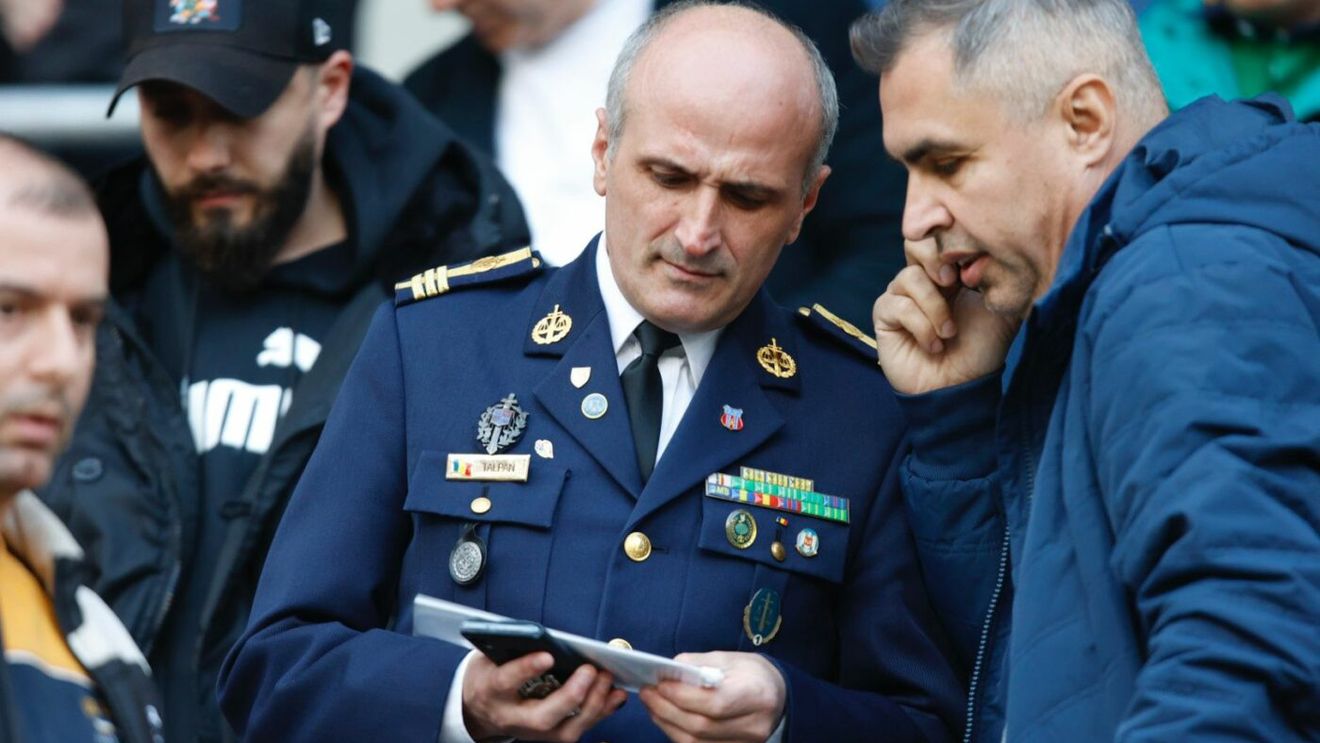 Florin Talpan a venit la CSA Steaua - Dinamo și a oferit declarația serii: „Prezența mea aici poate le va da un suflu în plus jucătorilor pentru a câștiga”