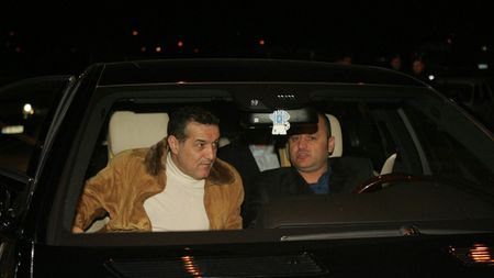 "Eu vreau să-l împrumut pe Ionescu, dar Mititelu îmi cere bani!** Să-l ia el pe 200.000 de EURO! "