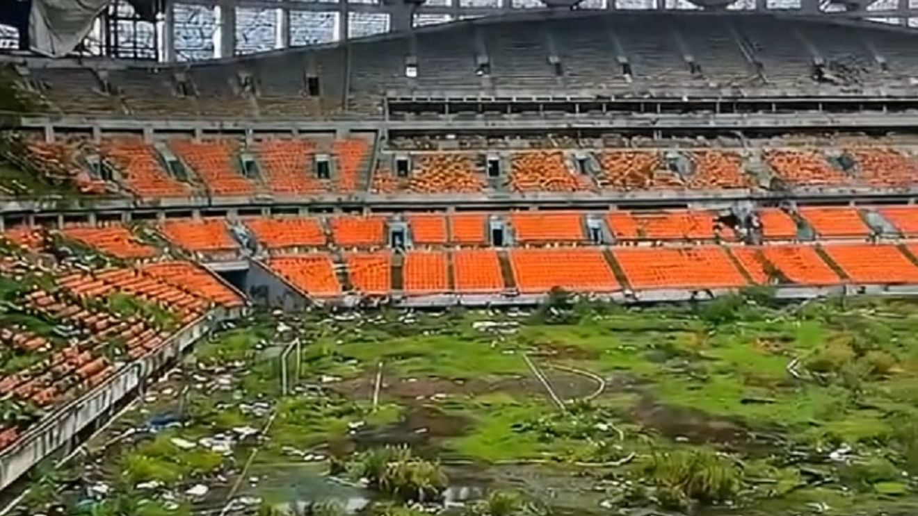 Ruină de 400 de milioane de euro! „Bijuteria” unde Lucescu a cunoscut gloria, abandonată și invadată de buruieni după războiul cu Rusia