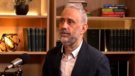 Toma Enache a vorbit despre colaborarea sa cu Kira Hagi în podcastul ALTCEVA cu Adrian Artene. Ce părere și-a format regizorul despre tânăra actriță | VIDEO