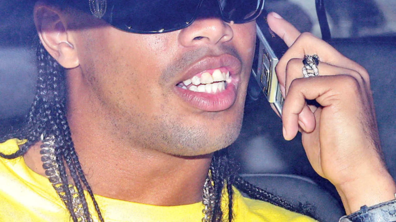 Ronaldinho vrea să se transfere doar la AC Milan