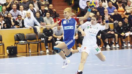 Se strâng banii pentru galactice!** Cine este noul sponsor al vâlcencelor și ce condiții pune:  "Oferim o sumă mare Oltchimului!" 