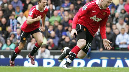 CHAMPIONS OF ENGLAND!** Manchester United a câștigat al 19-lea titlu din istorie