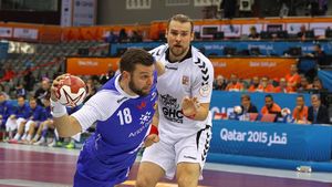 "Handbalul nu e baschet, dar asta e situația". Mondialul de handbal din Qatar arată o nouă tendință: protejarea integrității jucătorilor. Numărul eliminărilor a crescut cu 27% față de ediția din 2013