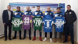 Iașiul și-a prezentat cinci dintre cele șase achiziții ale iernii! Obiectivul pe care-l au cu CSM Poli