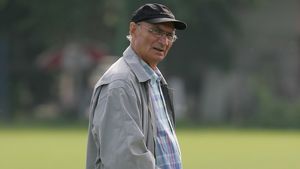 Jackie**: „E competiția antrenorilor"