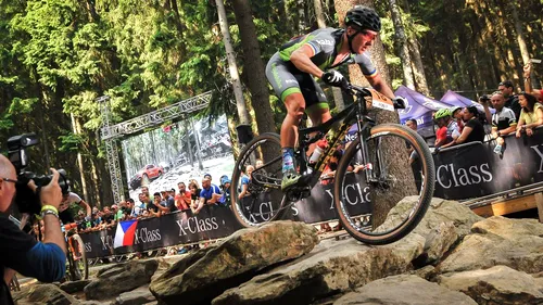 PERFORMANȚĂ‚ | Vlad Dascălu a intrat în istorie: e campion mondial la Mountain Bike XCO U23 