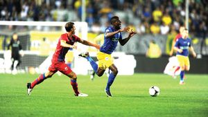 Steliștii au negociat cu Bokila, după ce Rednic a anunțat că nu-l mai vrea la Standard.** Atacantul are însă un impresar-problemă