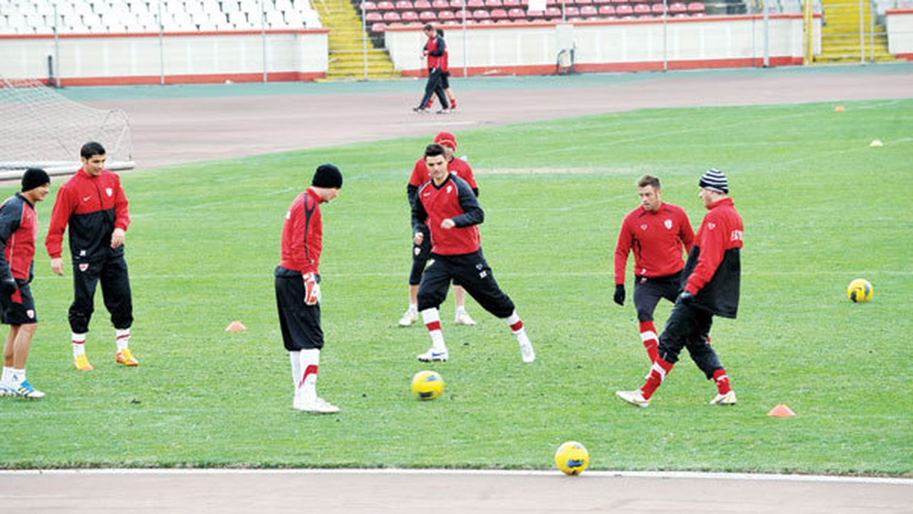 "Mitraliera" trage în "Groapă":** Florin Bratu a revenit la Dinamo! De cine depinde transferul