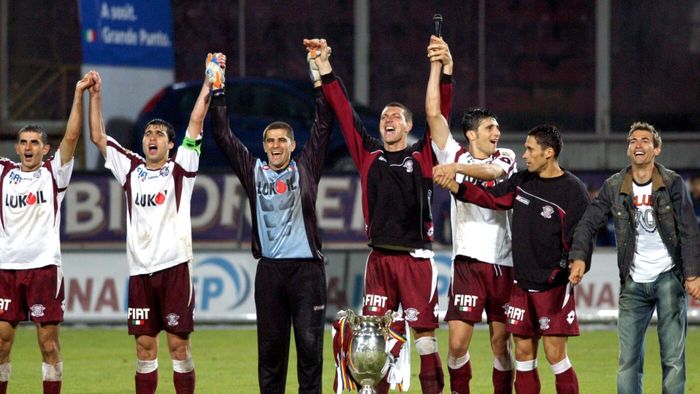 Ce i-a propus patronul echipei de top din Bucureşti unui fotbalist emblematic: „Jumătate din bani pe contract, jumătate pe o firmă de-ale mele”