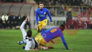 "Dr. Jekyll și Mr. Hyde" de Giurgiu!** Astra - Petrolul 1-1! Oaspeții au avut un gol anulat, Contra a fost eliminat!