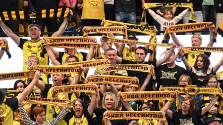 Lovitură dată de cel mai în vogă antrenor român! Va conduce o echipă de top