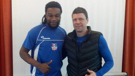 Oțelul și-a luat atacant care a marcat contra lui Juventus în Liga Campionilor. Gălățenii au bătut palma și cu un fundaș francez: "Timpul nu ne permite să experimentăm"